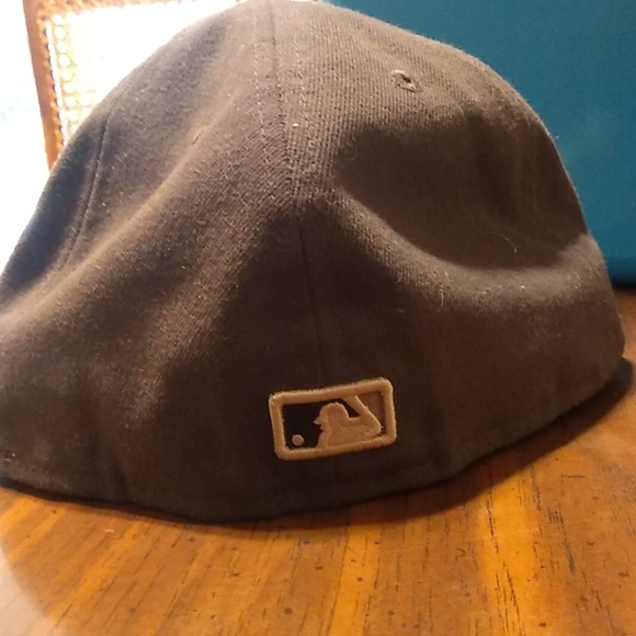 NY Yankees fitted baseball cap - Picture 3 of 4